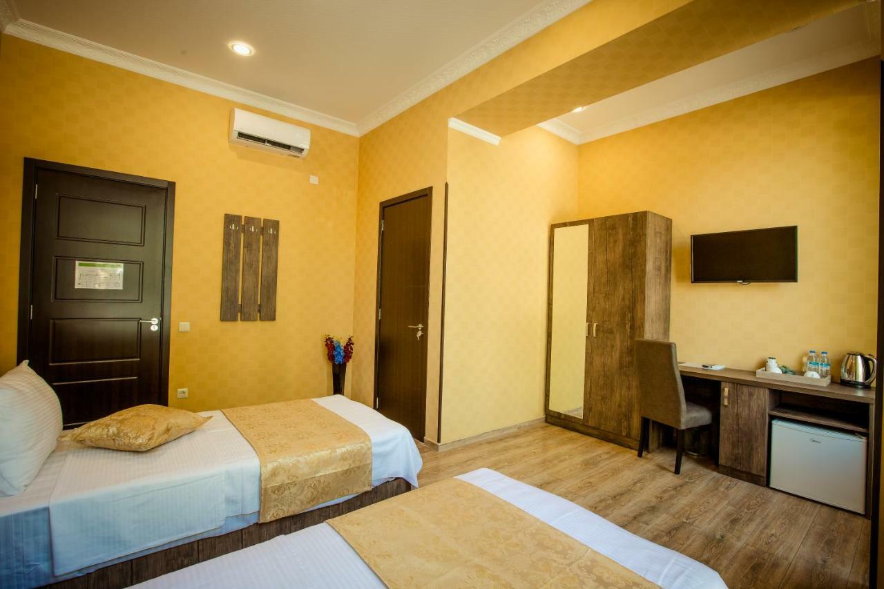 Hotel Comfort Tbilisi Exterior photo